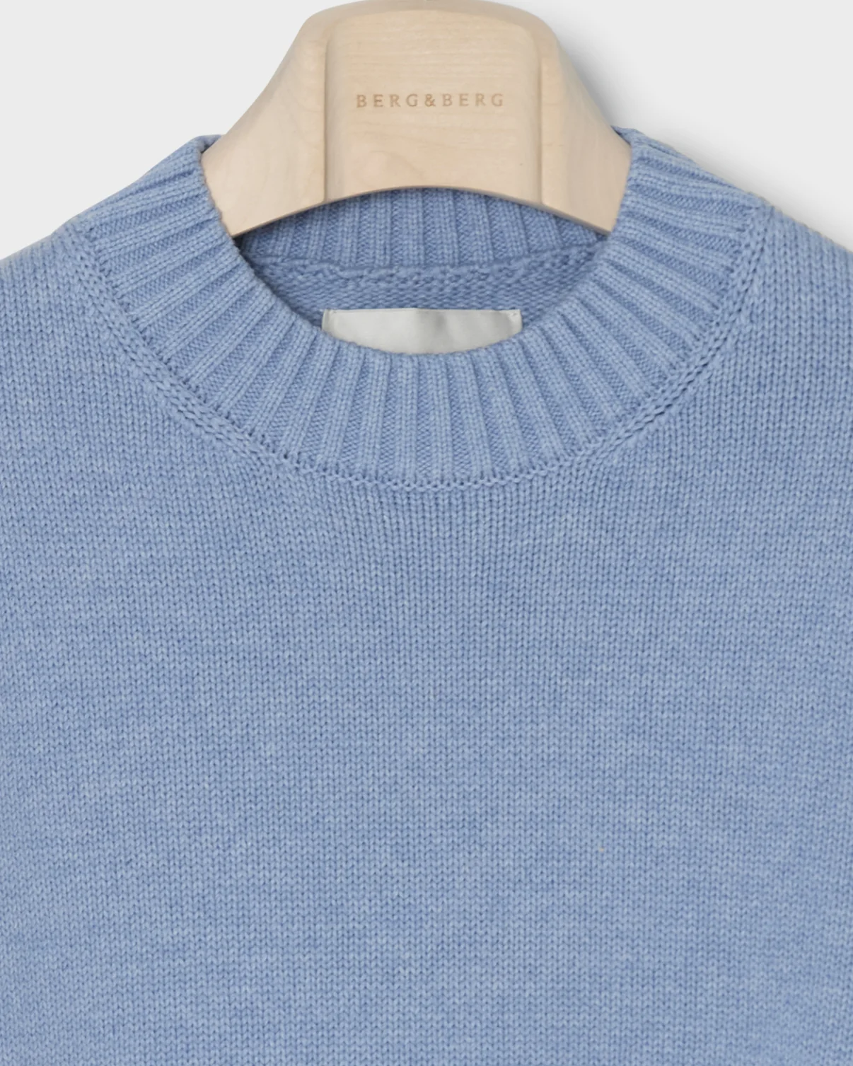 Ben Cotton Crew Neck - Powder Blue - Image 5