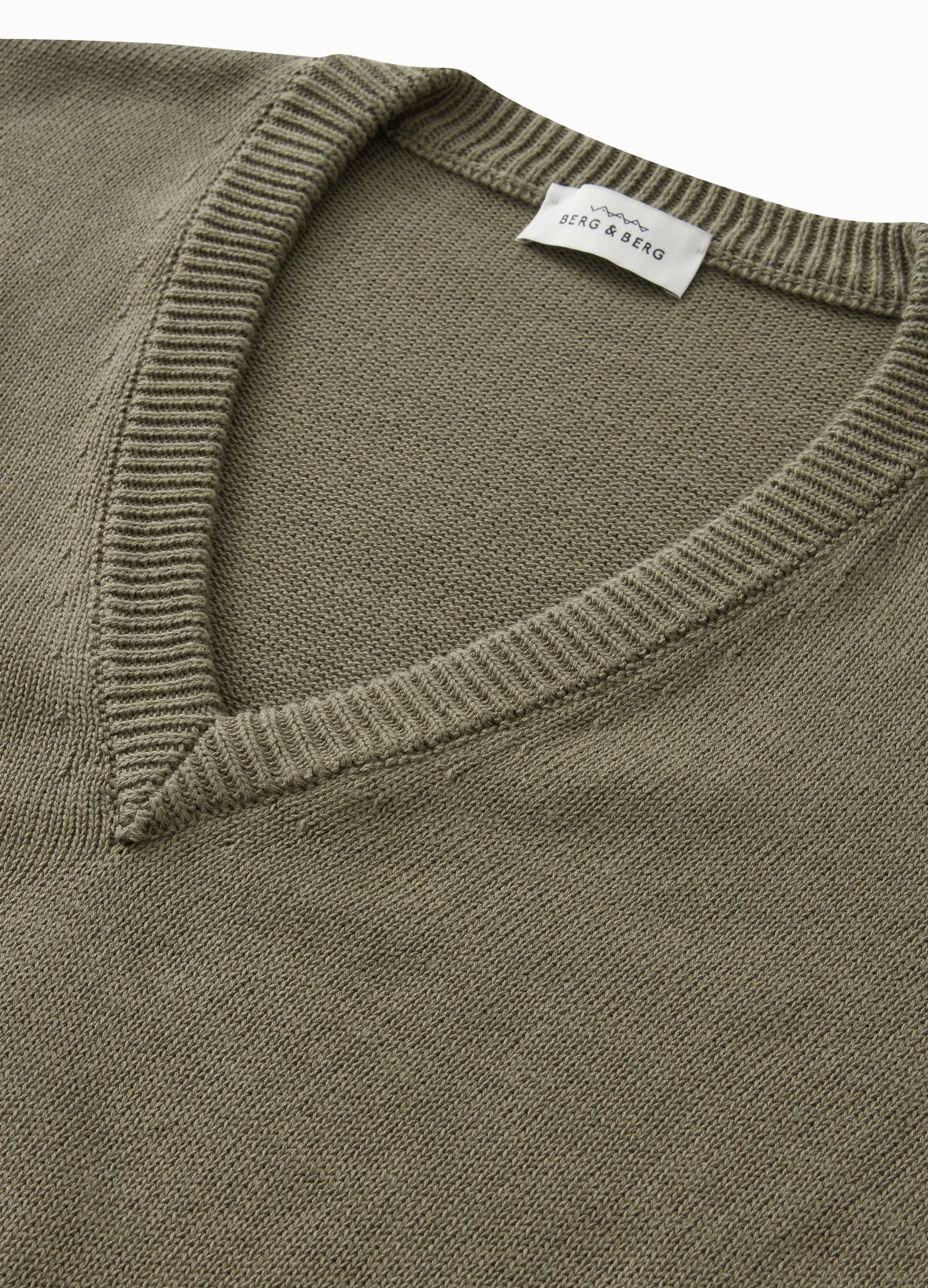 Björn V-Neck Sweater - Olive - Image 3