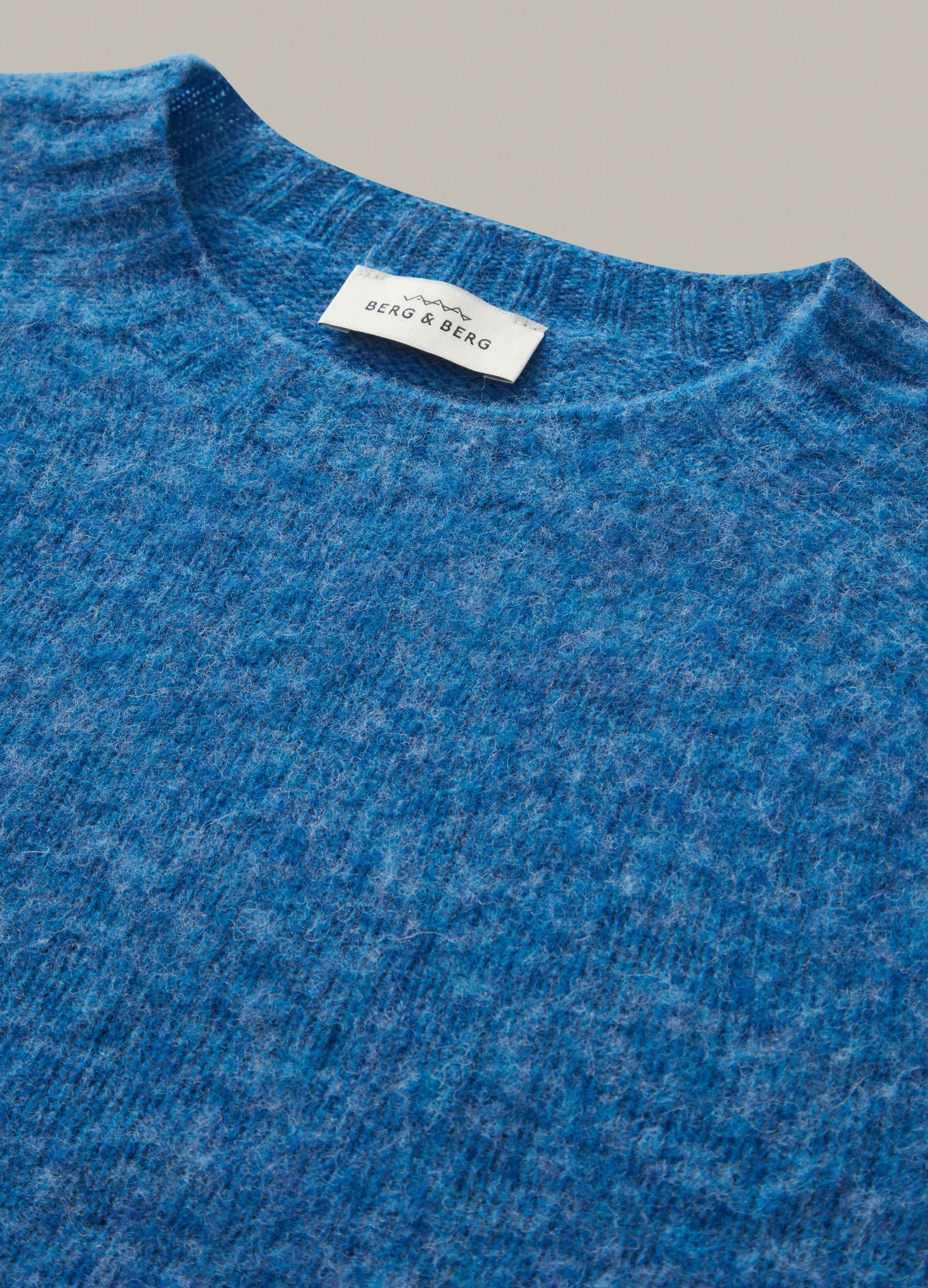 Bobbo Shaggy Crewneck - Blue - Image 4