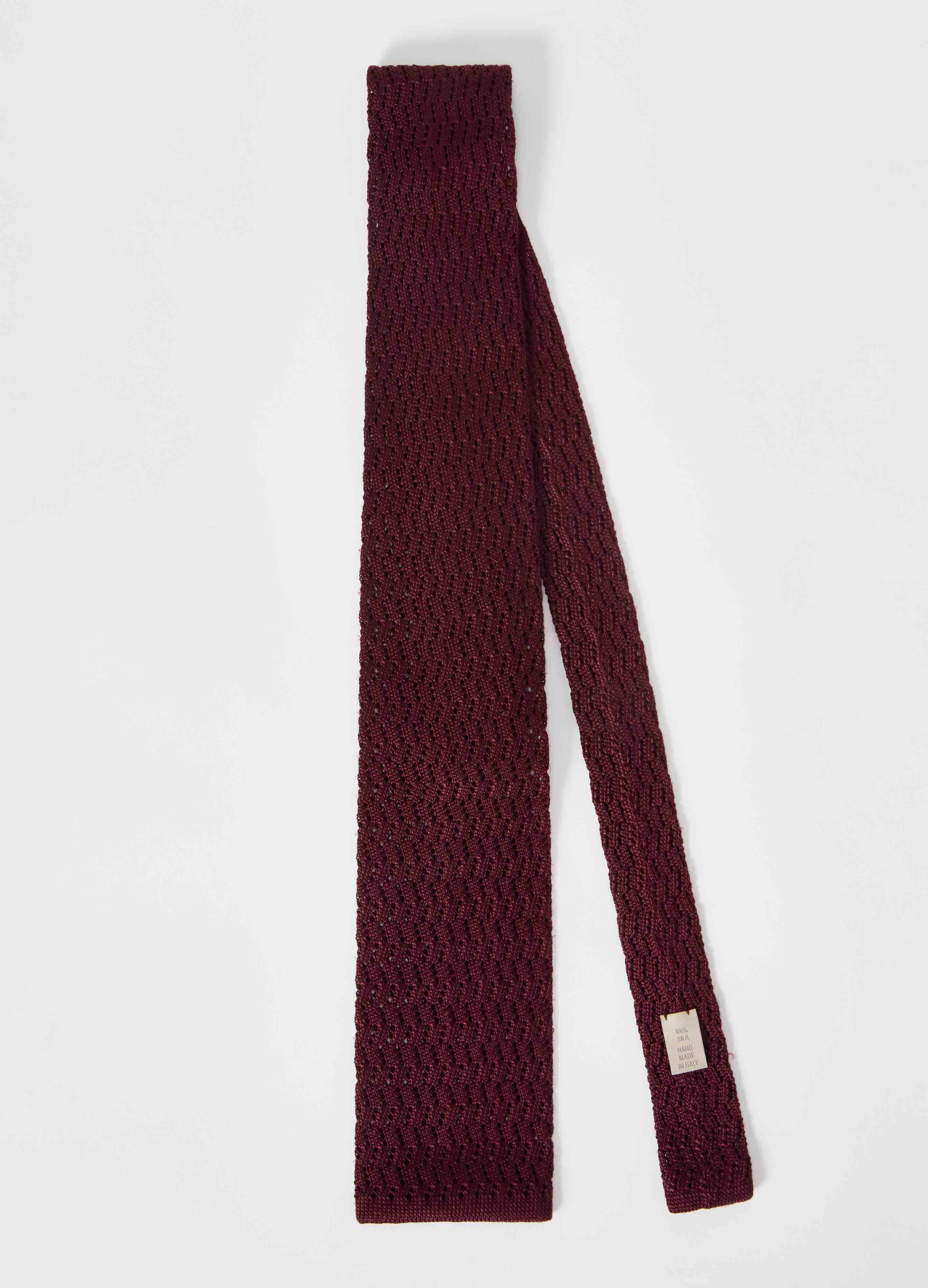 Knitted Zig Zag Tie - Bordeaux